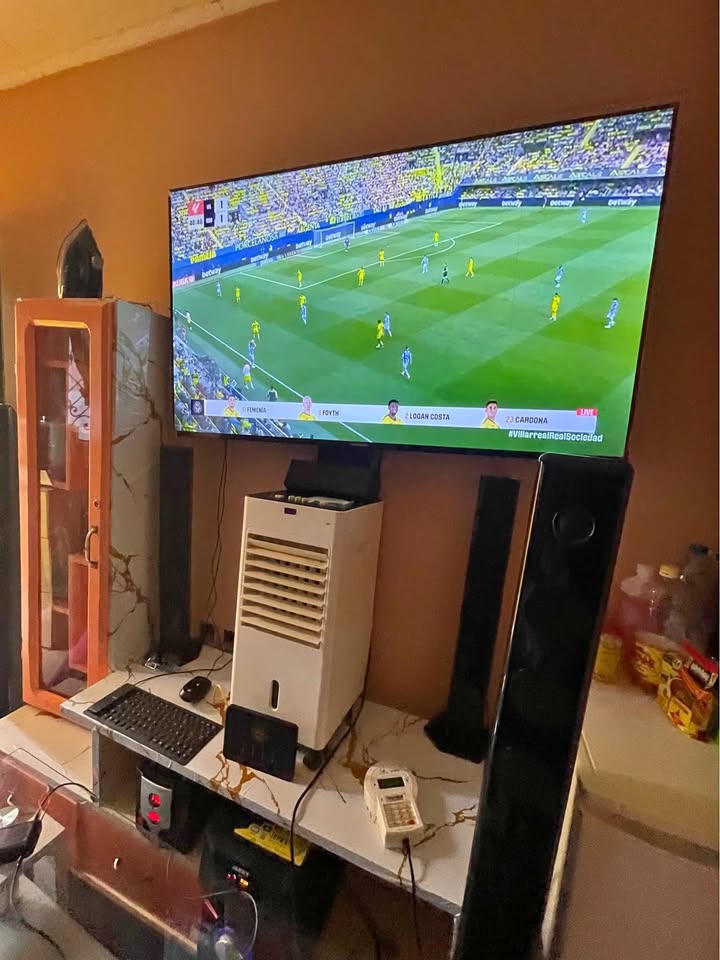 TV smart Android 65 pouce